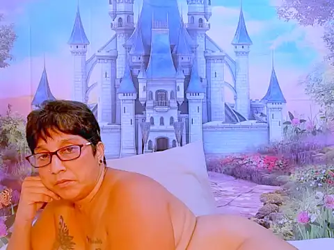 indianroxy online show from February 28, 8:28 pm