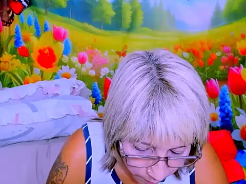Snapshot of indianroxy chatting on July 13, 5:27 pm indianroxy online show from July 13, 5:27 pm