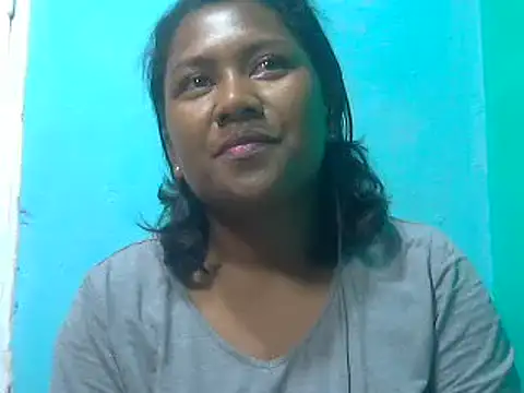 Snapshot of cutybigass chatting on November 5, 10:15 am cutybigass online show from November 5, 10:15 am