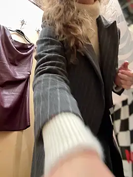 MariiD online show from December 14, 9:14 am