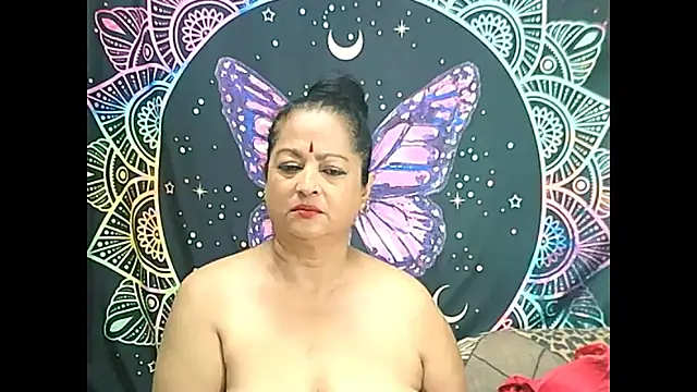 Snapshot of matureindian chatting on February 13, 10:00 pm matureindian online show from February 13, 10:00 pm