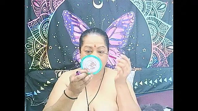Snapshot of matureindian chatting on July 12, 10:06 am matureindian online show from July 12, 10:06 am