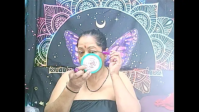 Snapshot of matureindian chatting on August 2, 4:49 pm matureindian online show from August 2, 4:49 pm