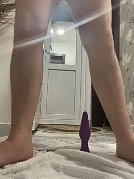 Snapshot of Love4sud chatting on December 28, 12:36 am Love4sud online show from December 28, 12:36 am