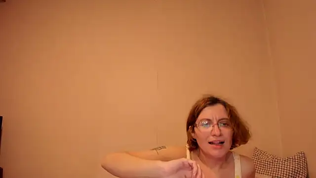 Snapshot of MarilynDream chatting on June 14, 9:06 pm MarilynDream online show from June 14, 9:06 pm