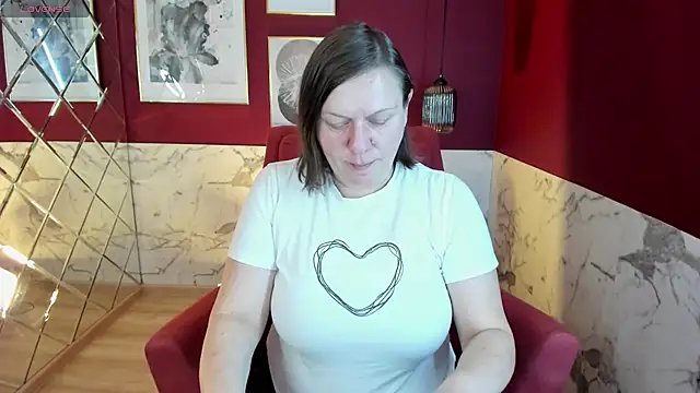 Snapshot of KellyPerfection chatting on March 3, 1:09 pm KellyPerfection online show from March 3, 1:09 pm