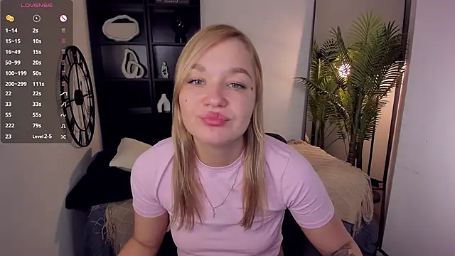 BellaDreamy online show from December 17, 9:37 am