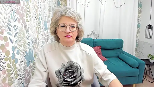 EvelynJoyful online show from December 25, 9:24 am