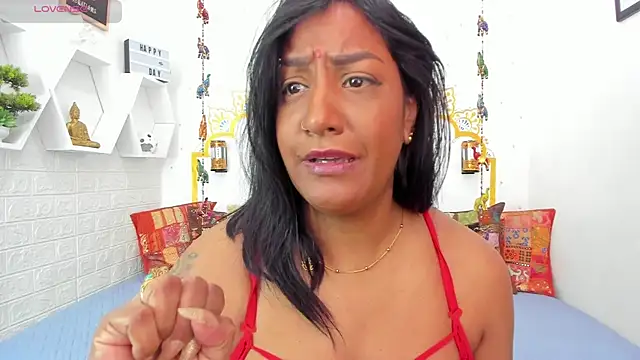 Snapshot of LadyNahir chatting on July 21, 5:37 pm LadyNahir online show from July 21, 5:37 pm