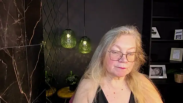 NataliMellow online show from January 18, 1:04 pm