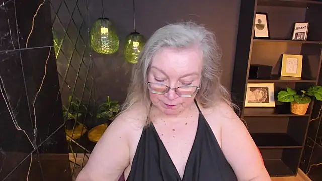 NataliMellow online show from May 2, 1:16 pm