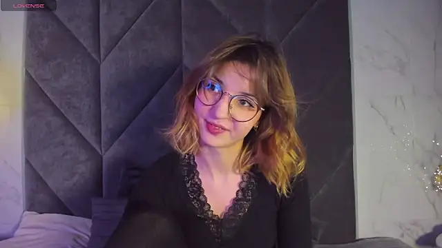 Snapshot of JaneGraceful chatting on February 5, 6:24 am JaneGraceful online show from February 5, 6:24 am