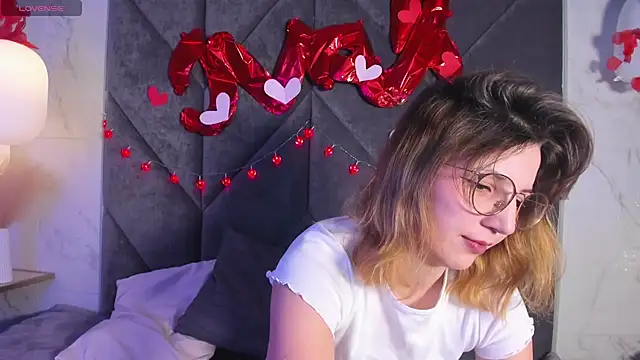 Snapshot of JaneGraceful chatting on February 14, 9:03 am JaneGraceful online show from February 14, 9:03 am