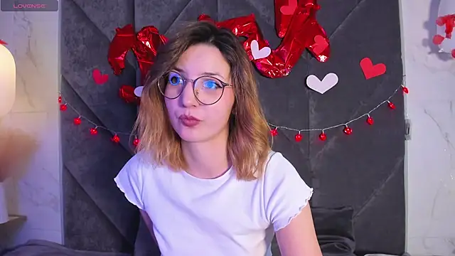 Snapshot of JaneGraceful chatting on February 14, 12:14 pm JaneGraceful online show from February 14, 12:14 pm