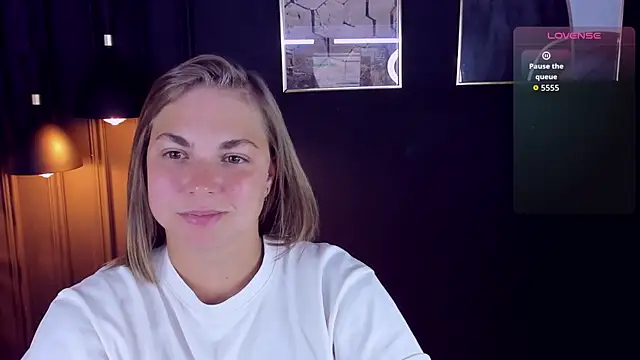 Snapshot of TataArdent chatting on October 28, 8:22 pm TataArdent online show from October 28, 8:22 pm