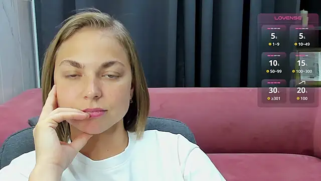 Snapshot of TataArdent chatting on November 7, 8:09 pm TataArdent online show from November 7, 8:09 pm