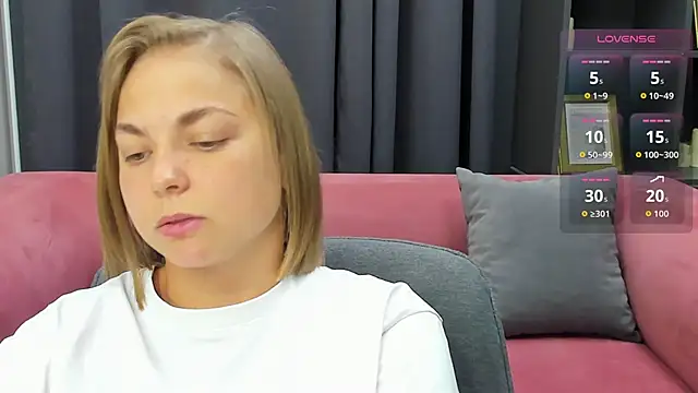 Snapshot of TataArdent chatting on November 13, 8:30 pm TataArdent online show from November 13, 8:30 pm