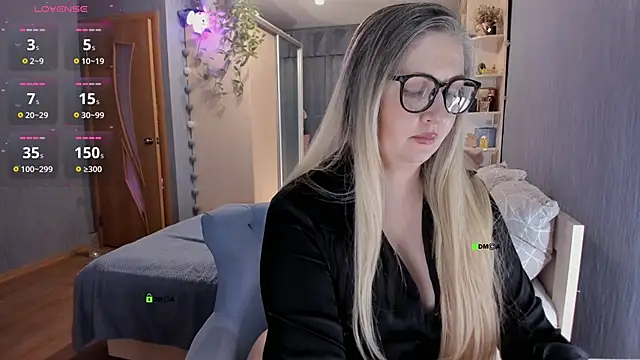 SweetLanna online show from December 24, 6:33 am