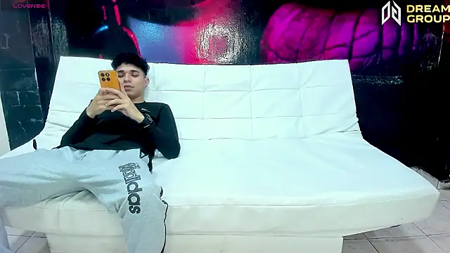 AmazingPartys online show from March 2, 7:32 pm