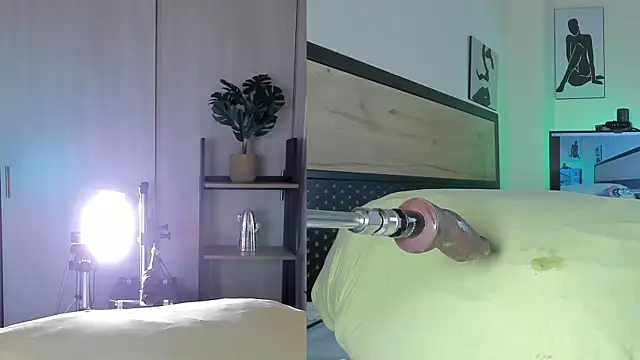 cinnamon afrodit online show from January 18, 11:00 pm