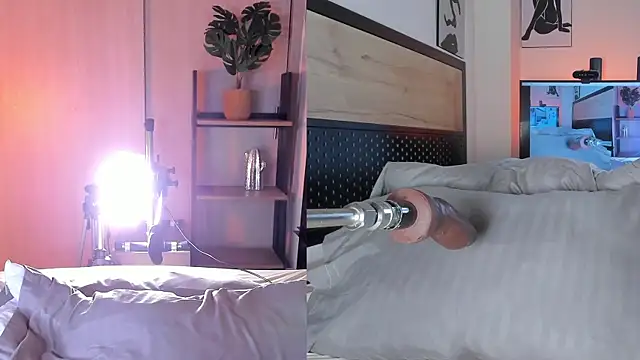 cinnamon afrodit online show from March 13, 11:38 pm