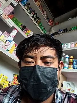 Snapshot of Yomo12345677 chatting on November 2, 6:49 am Yomo12345677 online show from November 2, 6:49 am