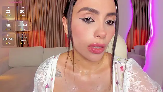 Sarah Stone  online show from July 17, 9:08 pm