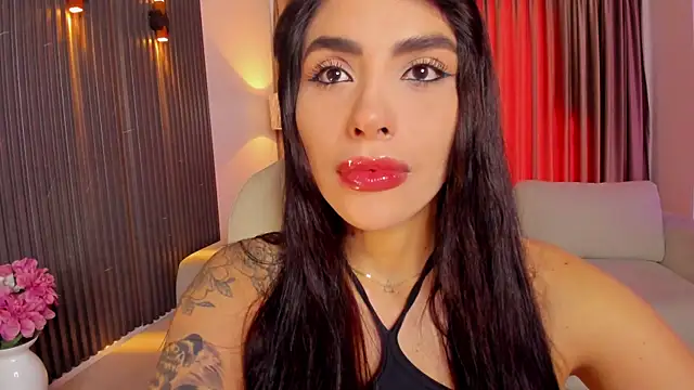 Sarah Stone  online show from August 1, 8:52 pm