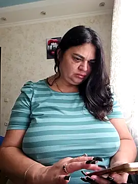 Snapshot of littleRikka chatting on September 29, 8:41 am littleRikka online show from September 29, 8:41 am