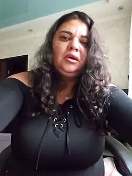 Snapshot of littleRikka chatting on November 19, 10:26 am littleRikka online show from November 19, 10:26 am