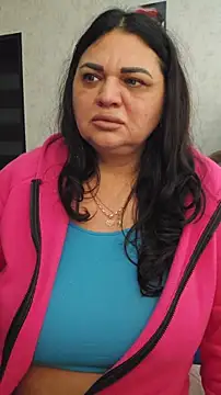 littleRikka online show from February 4, 8:42 am