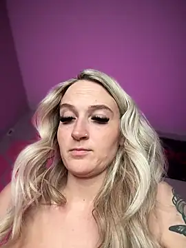 Snapshot of _Rapunzel_ chatting on January 25, 7:49 pm Rapunzel online show from January 25, 7:49 pm