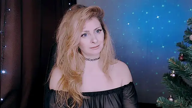 Snapshot of Eleonores chatting on December 20, 8:38 am Eleonores online show from December 20, 8:38 am