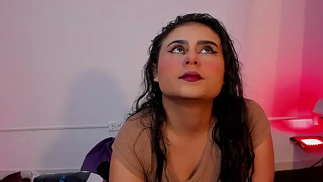 Snapshot of AbbyTaylorr chatting on November 13, 8:41 pm AbbyTaylorr online show from November 13, 8:41 pm