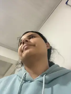 Snapshot of AbbyTaylorr chatting on November 15, 3:15 am AbbyTaylorr online show from November 15, 3:15 am