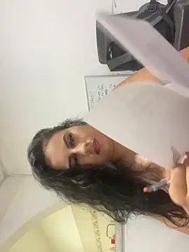 AbbyTaylorr online show from May 16, 2:19 am