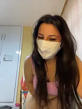 White-Petite online show from June 17, 5:03 pm