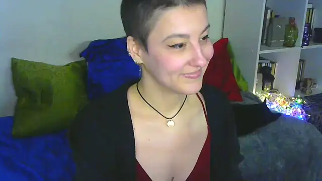 Snapshot of MartaBounty chatting on November 28, 7:16 pm MartaBounty online show from November 28, 7:16 pm