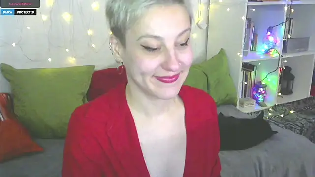 Snapshot of MartaBounty chatting on May 25, 11:22 pm MartaBounty online show from May 25, 11:22 pm