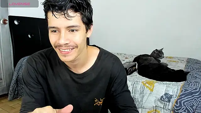 Dimitrixxx   online show from May 22, 12:40 am