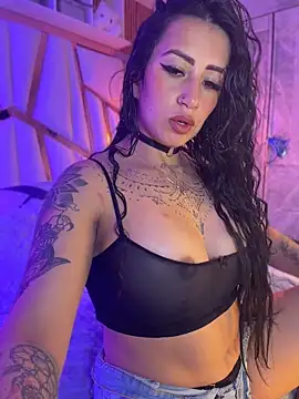 Tattooed spittingdoll online show from June 10, 11:31 am