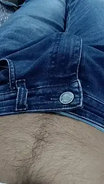 Snapshot of Babyucum4me chatting on December 23, 2:28 pm Babyucum4me online show from December 23, 2:28 pm