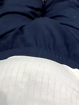 Snapshot of Babyucum4me chatting on February 22, 1:35 pm Babyucum4me online show from February 22, 1:35 pm