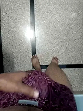 Snapshot of Babyucum4me chatting on October 13, 6:52 pm Babyucum4me online show from October 13, 6:52 pm