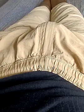 Snapshot of Babyucum4me chatting on December 3, 7:05 am Babyucum4me online show from December 3, 7:05 am