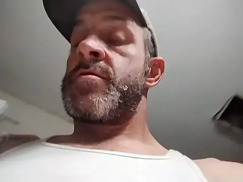 Snapshot of ThickDMatty@xh chatting on December 12, 11:29 am ThickDMattyxh online show from December 12, 11:29 am