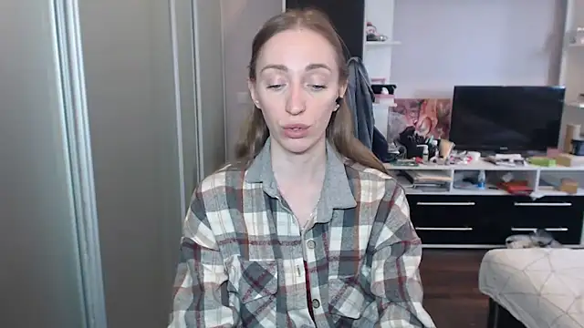 Snapshot of Natalimeowks chatting on June 6, 3:39 pm Natalimeowks online show from June 6, 3:39 pm