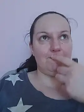 BustyLadyAlma online show from June 20, 6:27 am