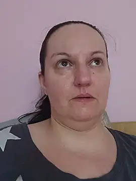 BustyLadyAlma online show from June 27, 6:40 am