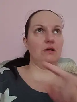 BustyLadyAlma online show from July 19, 6:28 am